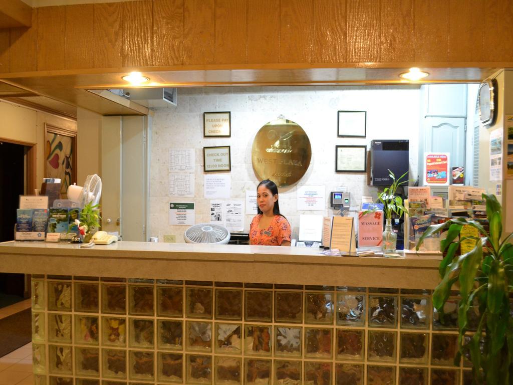 เวสต์ พลาซ่า เดเซเกล โฮเต็ล Hotel โครอร์ ภายนอก รูปภาพ