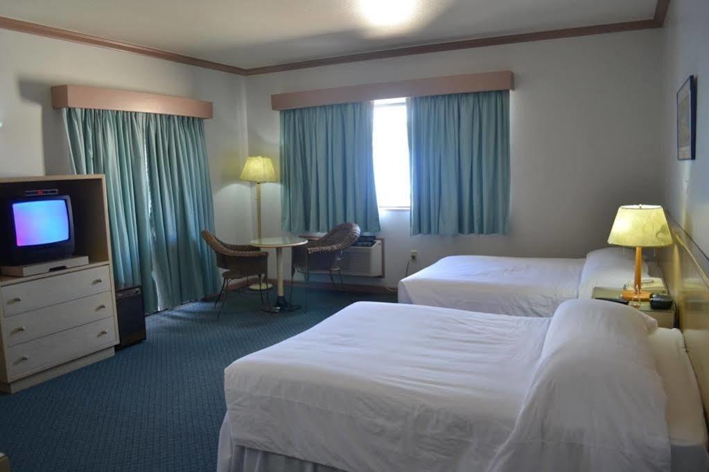 เวสต์ พลาซ่า เดเซเกล โฮเต็ล Hotel โครอร์ ภายนอก รูปภาพ
