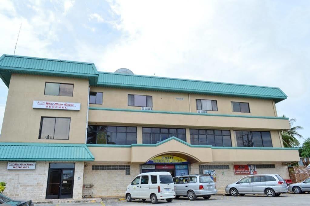เวสต์ พลาซ่า เดเซเกล โฮเต็ล Hotel โครอร์ ภายนอก รูปภาพ